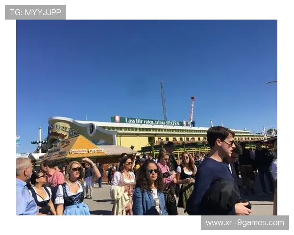 拜仁啤酒节聚会引发舆论，球员业余时间管理成话题